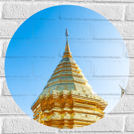 Muursticker Cirkel - Boeddhistische Wat Phrathat Doi Suthep Tempel Vol met Gouden Versieringen - 50x50 cm Foto op Muursticker