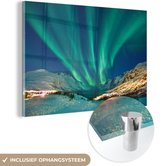 MuchoWow® Glasschilderij 180x120 cm - Schilderij acrylglas - Noorderlicht - Noorwegen - Winter - Foto op glas - Schilderijen