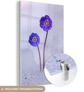 MuchoWow® Glasschilderij 40x60 cm - Schilderij acrylglas - Bloemen - Sneeuw - Paars - Foto op glas - Schilderijen
