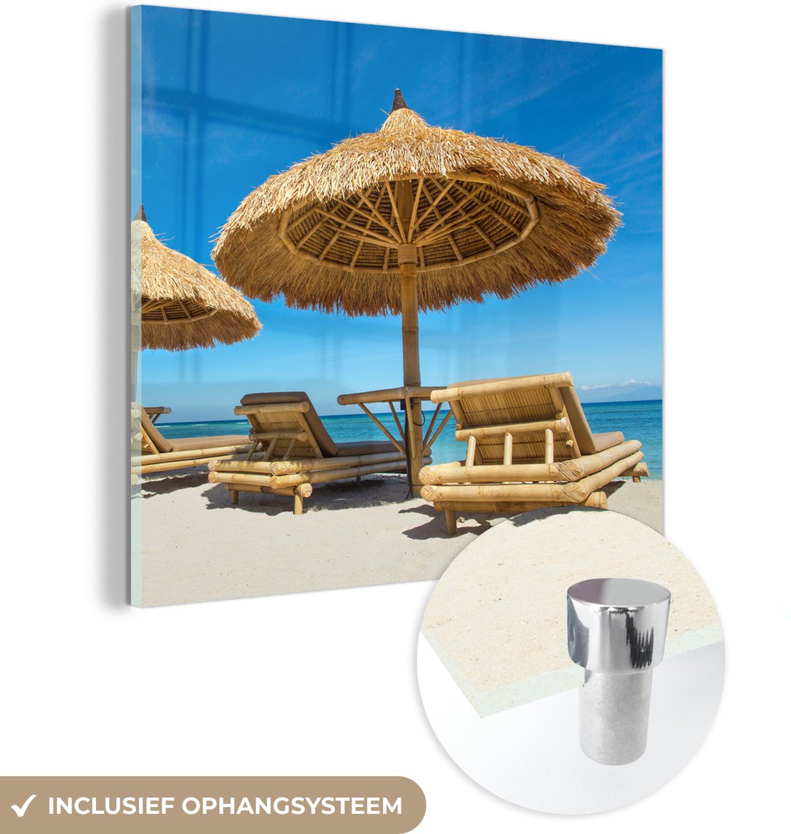 MuchoWow® Glasschilderij 50x50 cm - Schilderij acrylglas - Strandstoel - Strand - Parasol - Zee - Zomer - Foto op glas - Schilderijen