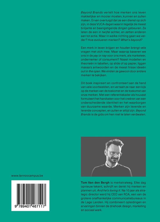 Boekpagina met tekst over 'Beyond Brands', Tom Van den Bergh en ISBN-code.