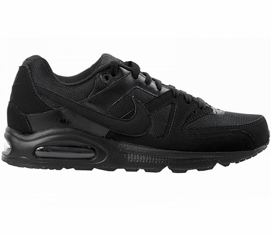 Zwarte Nike Air Max sneaker met zwarte swoosh en air unit.