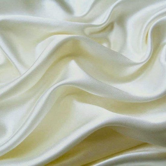 Housse de couette Beauty Silk Satin Dentelle Off White 140x200/220 + 1 taie d'oreiller