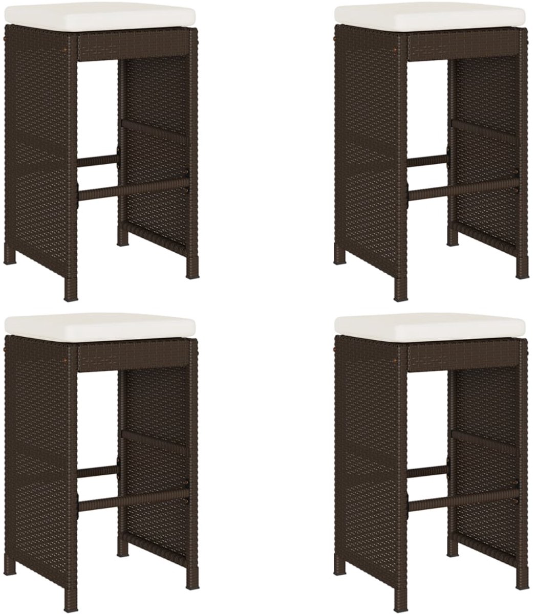 Set van 4 poly rattan bruine tuinbarkrukken met kussens.