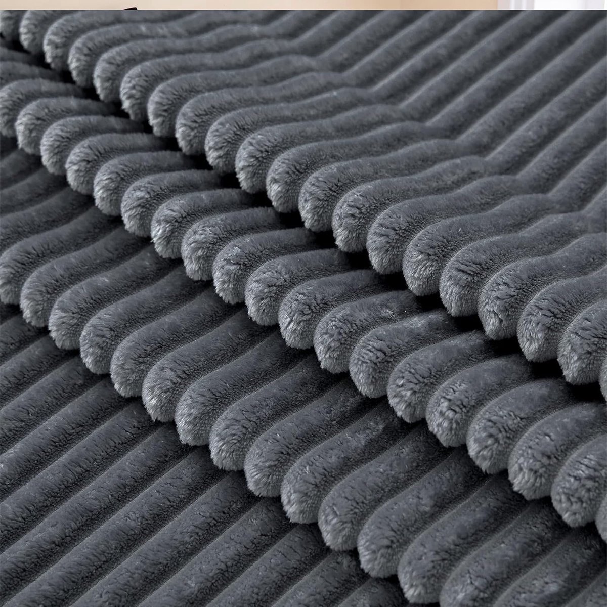 Ibenzoa Zachte en Comfortabele Fleece Dekken – Perfect voor Elke Ruimte grijs