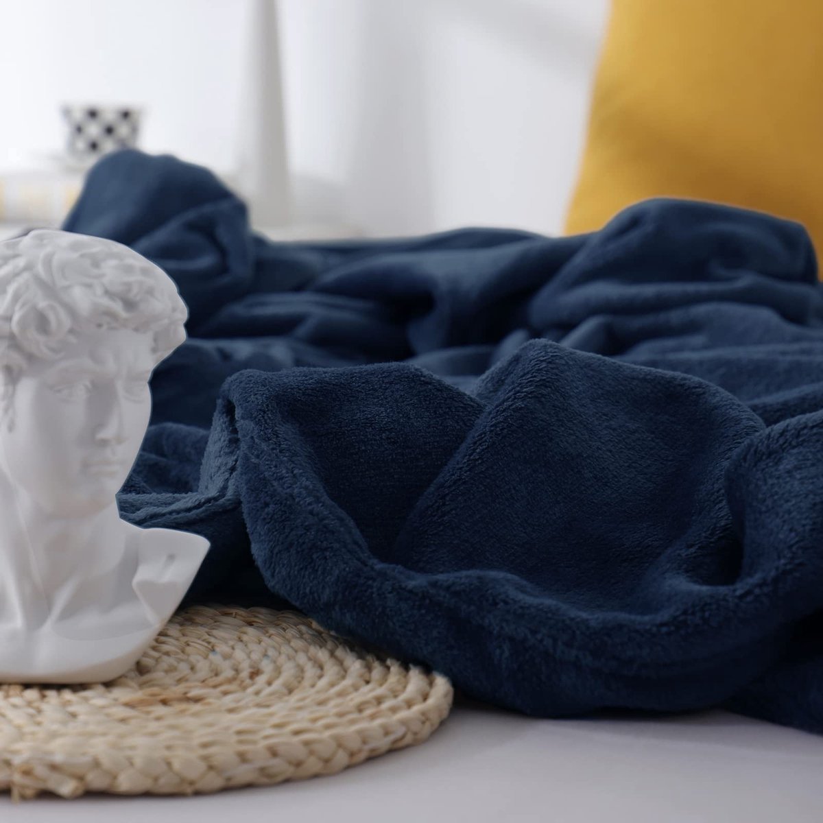 Ibenzoa Grote, Pluizige XXL Deken van Flanellen Fleece - Perfect voor Alle Seizoenen Donkerblauw