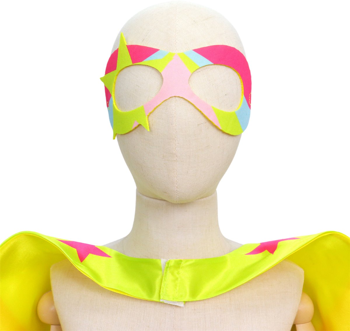 Joya Kids® Verkleedset Meisje | Superheldin Cape Masker Armbanden | Roze, Blauw en Geel met Sterren | Verkleedkleding Kinderen | Carnaval & Rollenspel | Superheld Ster | Verkleedkleding 3-delig | Roze, Blauw en Geel — afbeelding 5