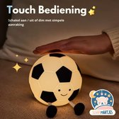 Veilleuse enfant Voetbal - Veilleuse Voetbal - Avec fonction tactile - Sans danger pour les enfants - Rechargeable par USB - Intensité variable - LED - Sleep Buddies