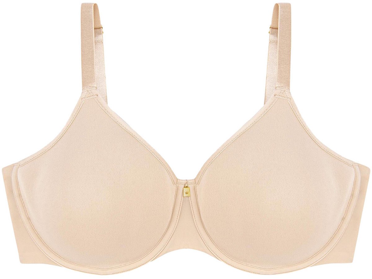 Triumph Minimizer-BH Body Make-Up Essentials