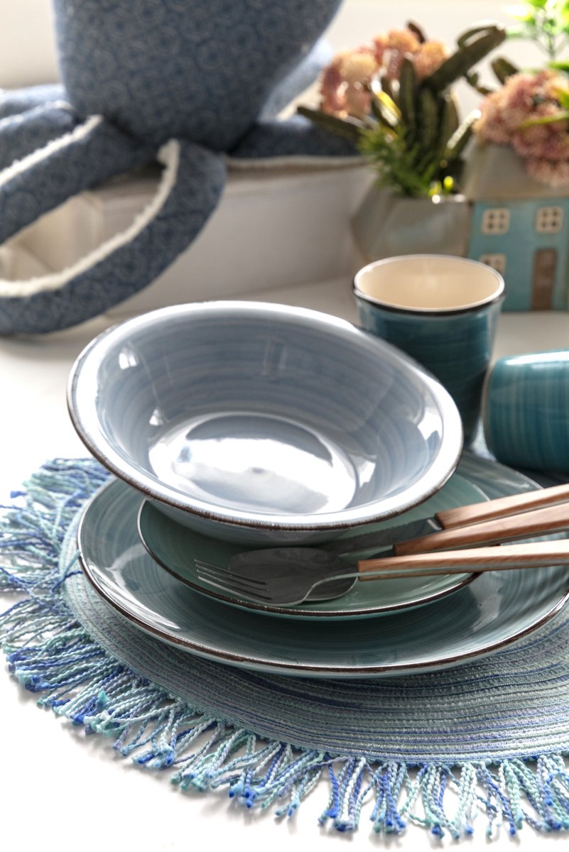 Service De Vaisselle 18 Pièces Baita Acqua En Porcelaine - 6 Couverts (assiette Plate, Creuse, Dessert), 6 Nuances De Bleu