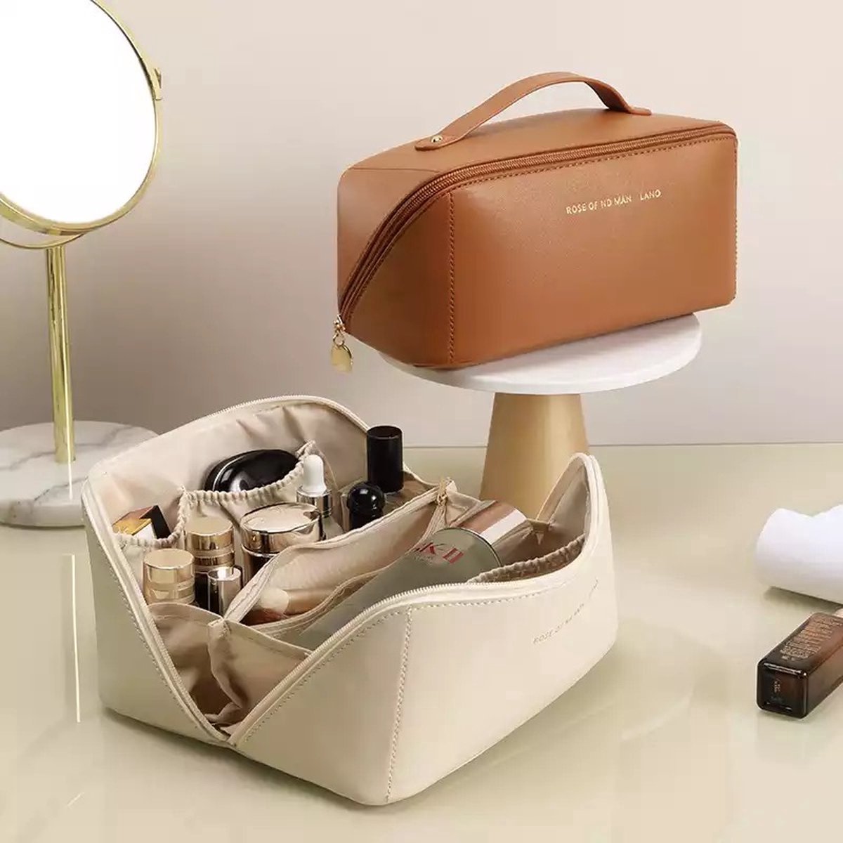 Luxe Make-up Tas Beige + Beauty Blender Spons - Toilettas - Reistas - Tas Voor Toilet Artikelen - Beauty case - Cosmetica tas - Handige Make-up Tas - Make-up Organizer - Skincare Organizer - Reis Toilettas - Multifunctionele Make-up Tasje - Case Tool van Merkloos / Sans marque — cadeau in Mode & Accessoires - foto 6