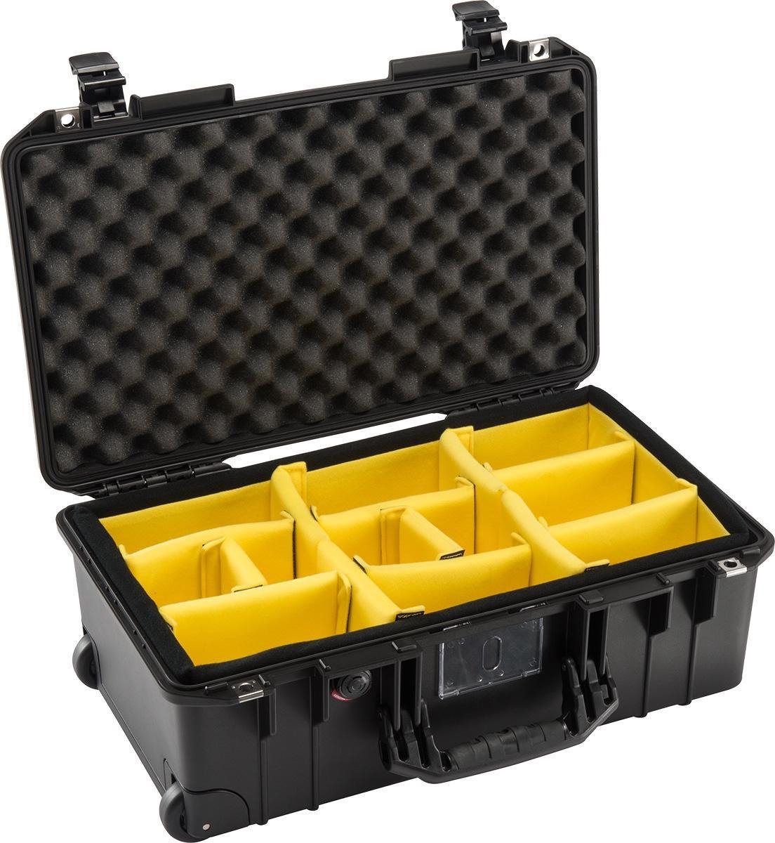 Peli Case - Camerakoffer - 1535 AIR - Zwart met Vakverdeling 55,800000 x 35,500000 x 22,800000 cm (BxDxH)