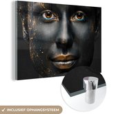 Glasschilderij - Vrouw - Goud - Verf - Make up - Portret - Foto op glas - 180x120 cm - Schilderij glas