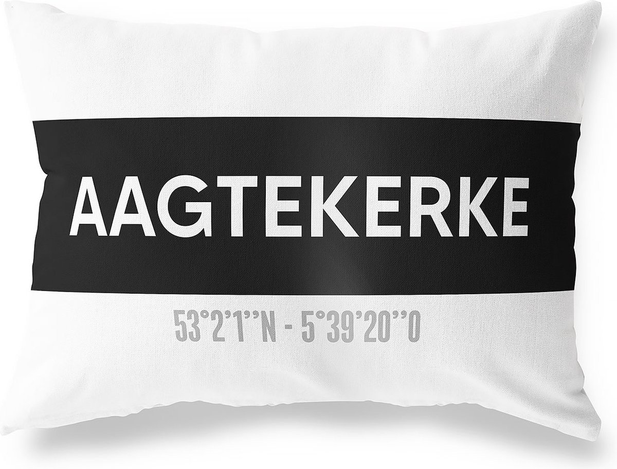 Tuinkussen AAGTEKERKE - ZEELAND met coördinaten - Buitenkussen - Bootkussen - Weerbestendig - Jouw Plaats - Studio216 - Modern - Zwart-Wit - 50x30cm