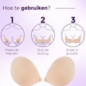 Instructies voor het gebruik van de plak-bh: plaats, sluit de sluiting, straal in je outfit.