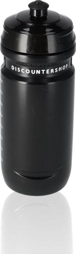 Zwarte, BPA-vrije sportbidon van 600 ml met maatverdeling, klaar voor gebruik.