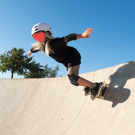 EULANT Beschermende Set - Knie, Elleboog & Pols Beschermers - Voor Skateboard, Rolschaatsen & Scooter - Voor Tieners & Volwassenen
