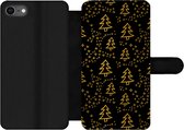 Bookcase Geschikt voor iPhone 7 telefoonhoesje - Kerst - Goud - Zwart - Patroon - Met vakjes - Wallet case met magneetsluiting