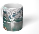 Mok - Italiaanse meer Lago di Braies in de bergen - 350 ML - Beker