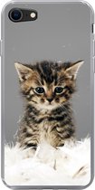 Geschikt voor iPhone 8 hoesje - Kat - Kitten - Veren - Siliconen Telefoonhoesje