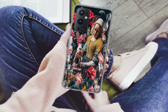 Telefoonhoesje Geschikt voor OnePlus 9 Pro hoesje - Melkmeisje - Vermeer - Bloemen - Siliconen Telefoonhoesje Telefoonhoesje