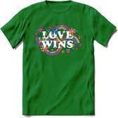 Love Wins | Pride T-Shirt | Grappig LHBTIQ+ / LGBTQ / Gay / Homo / Lesbi Cadeau Shirt | Dames - Heren - Unisex | Tshirt Kleding Kado | - Donker Groen - M