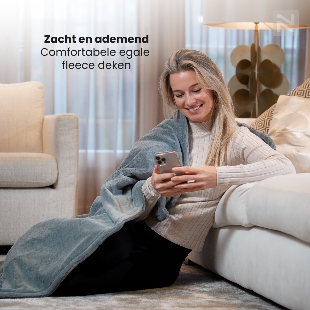 Afbeelding 2 van Nuvoo Elektrische Warmtedeken - Fleece - 160x120 cm - XL - Automatische Uitschakeling - Oververhittingsbescherming - 3 Standen - 120W - Bovendeken - Licht Grijs