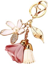 Sleutelhanger met bloem, strass, kwastje en blad – Sleutelring en tasbedel voor dames