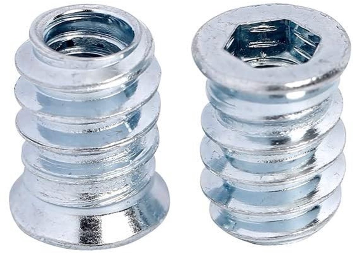 Dailygoods- Inschroefmoer M4*10mm - Schroefdraadinzetstukken - Koolstofstaal - Zeskant Binnenin - 50 Stuks - Betrouwbare Vergrendeling - Schroefdraadinzetstuk