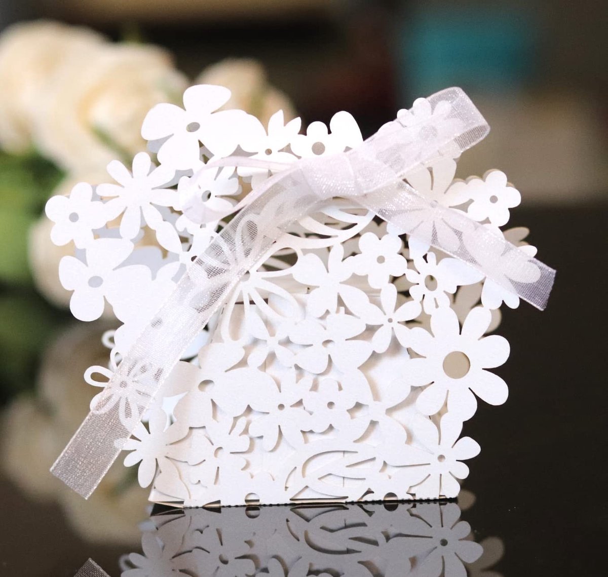 Dailygoods- Geschenkdoosjes 50 stuks - Holle Bloemen - Bruiloft/Gastgeschenk - Vouwdoos - Cadeauverpakking - Parelpapier - Maat 190x190mm - Cadeaudoosjes