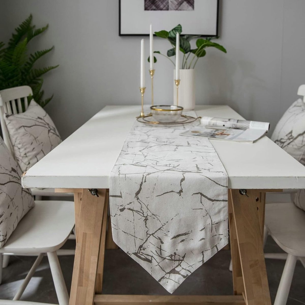 Tafelloper - Tafeldecoratie - Dineren en Feesten - Elegant marmerpatroon - 30 x 220 cm - Wit
