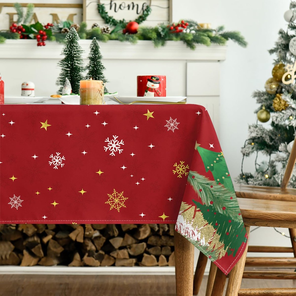 Dailygoods - Kerst Tafelkleed met Rood Sneeuwvlokken en Sterren 140x110 cm