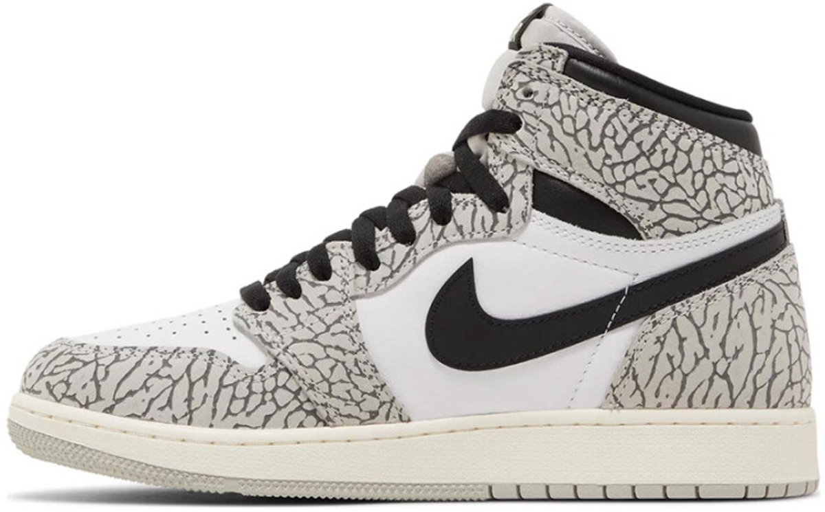 Jordan 1 Retro High OG 'White Cement' (GS) - Maat 38