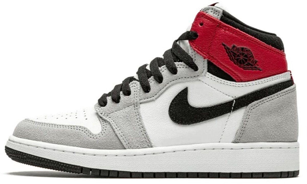 Air Jordan 1 Retro High OG Light Smoke Grey