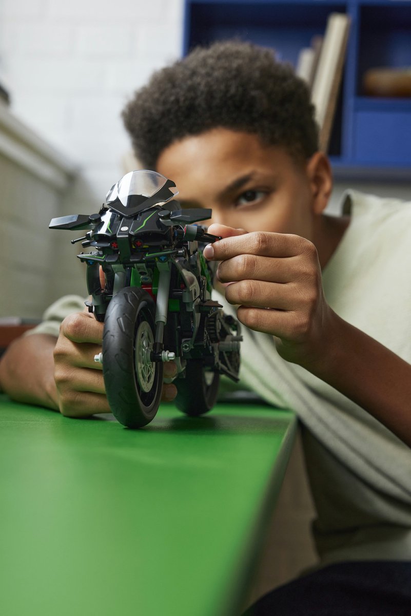 LEGO Technic Kawasaki Ninja H2R motor - 42170 — afbeelding 20