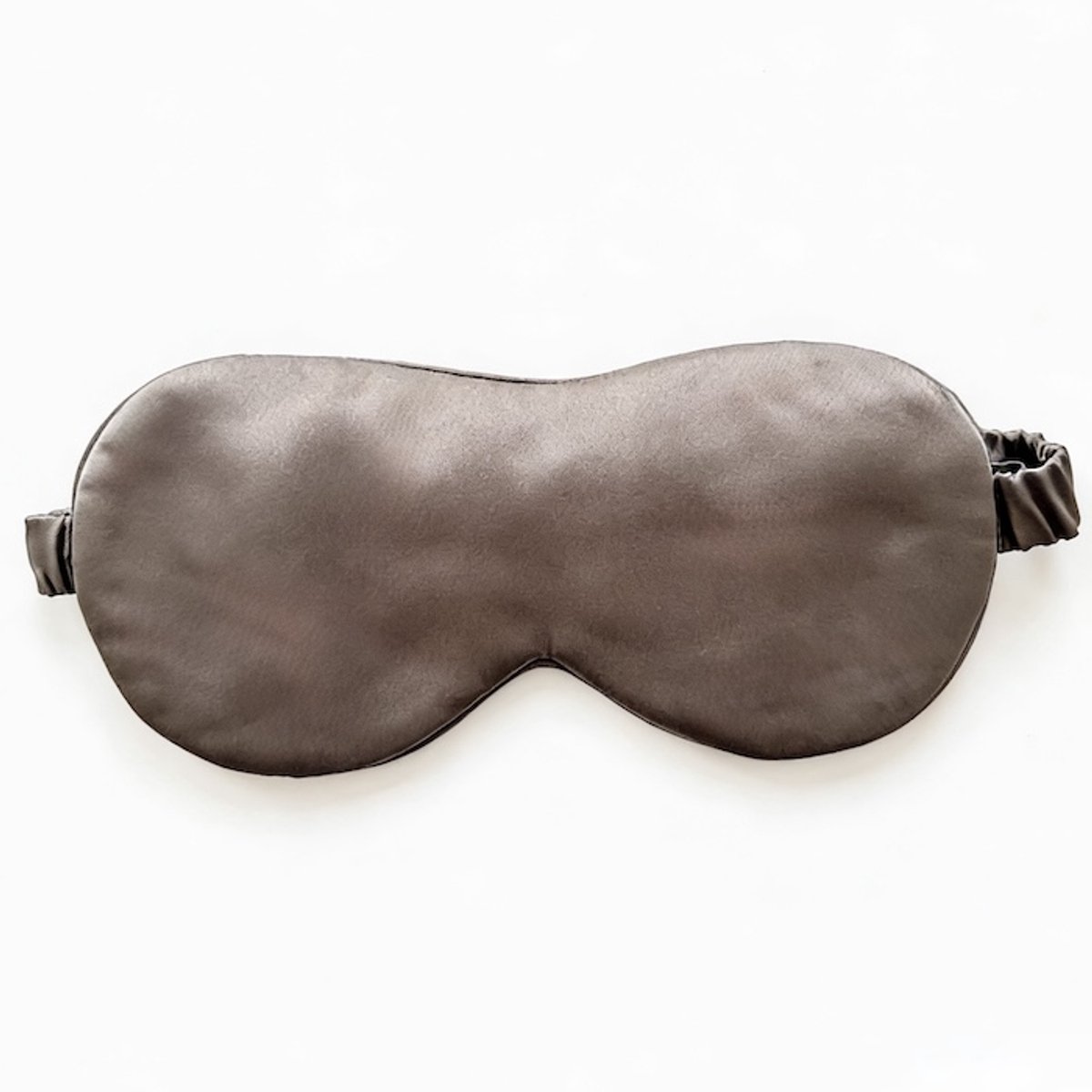 Luxe Oversized Zijde Slaapmasker 22 Momme – Bruin - 100% Mulberry Silk – Extra Groot & Lichtdicht – Perfect Cadeau (Gift) – Ideaal voor Reizen & Thuisgebruik