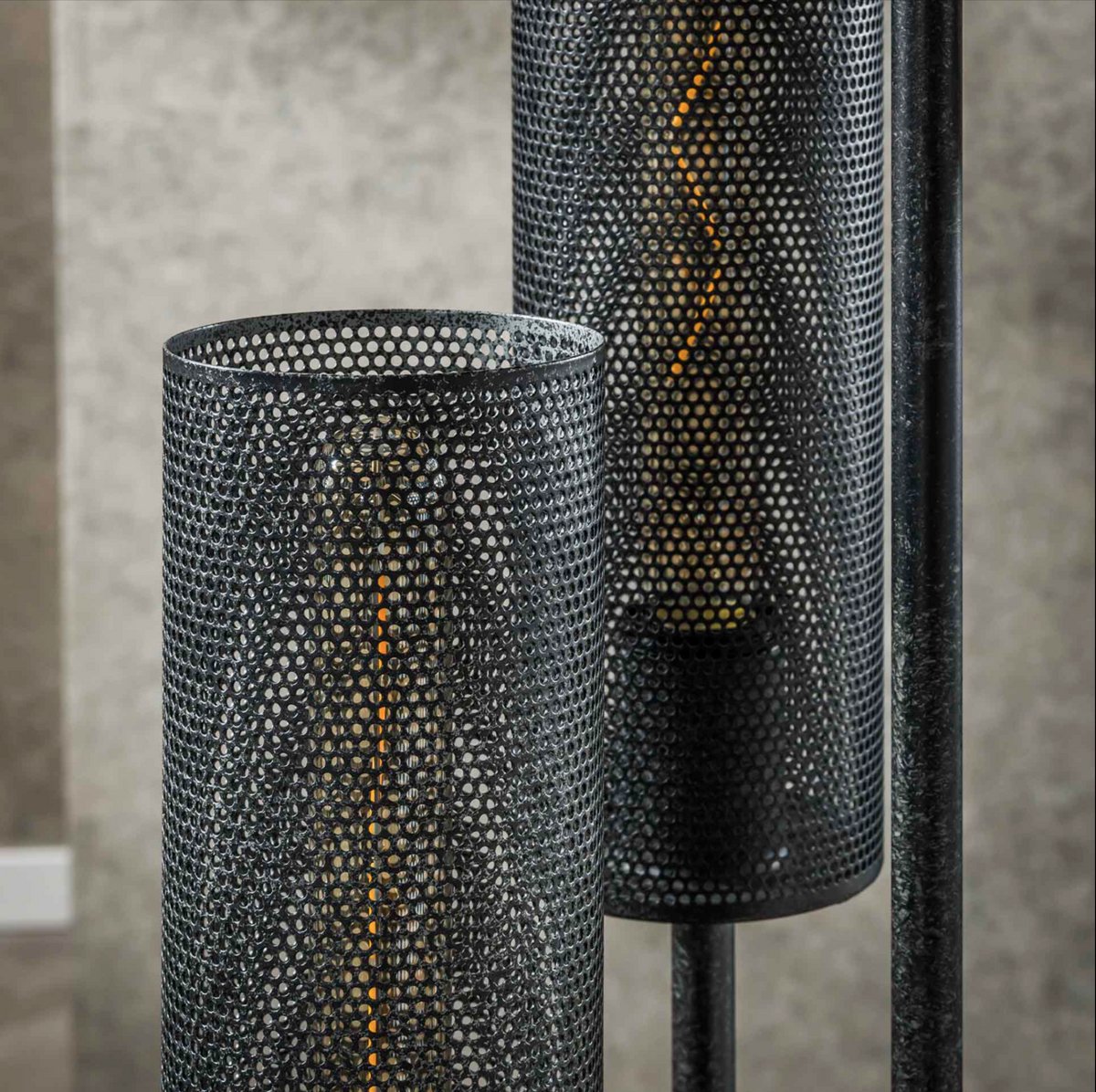 PS-Collection Vloerlamp Zwart Metaal - Tube Mesh Getrapt 5 Lichts - vloerlampen woonkamer, vloerlamp zwart, vloerlamp industrieel, vloer lamp, vloerlampen landelijk, staande lampen woonkamer, staande lampen, staande lamp industrieel thumbnail 2