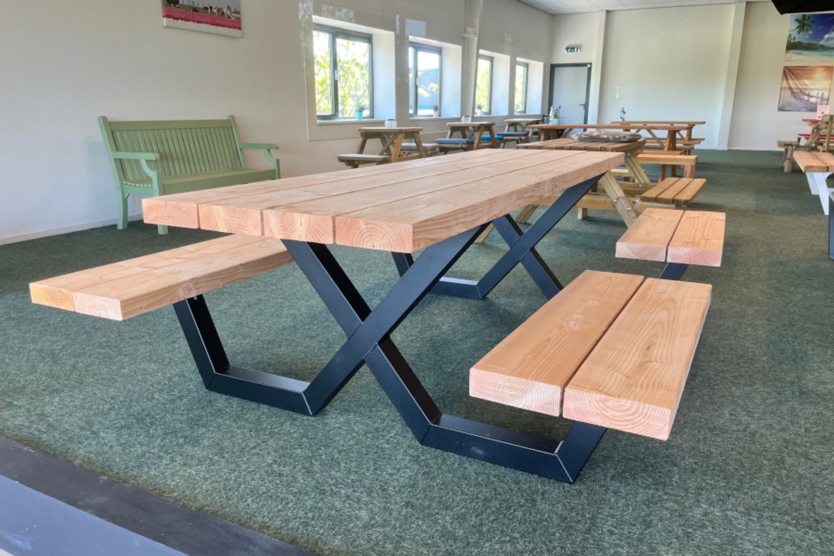Rockwood® Picknicktafel Cross Over Easy Sit (6,5cm dikte) 2.00m inclusief montage op locatie Naturel