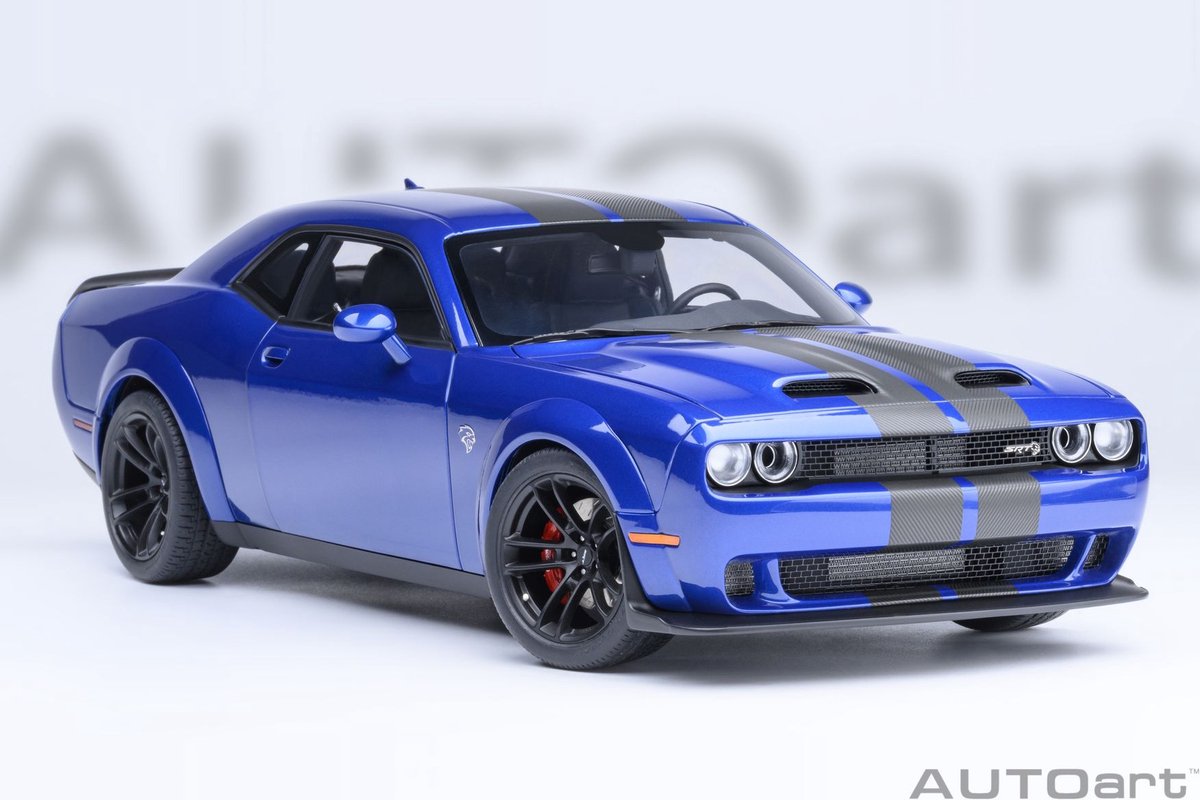 AUTOart 1/18 Dodge Challenger SRT Jailbreak, Indigo Blue
