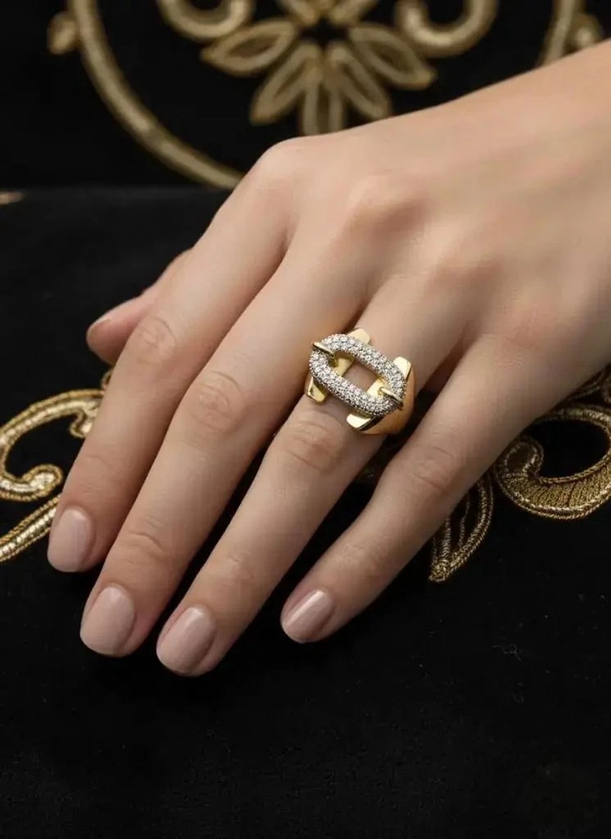Dorvina VIP Messing Op 14K Verguld Zirkonia Rij Steen Verstelbaar Goud Ovaal Model Dames Ring