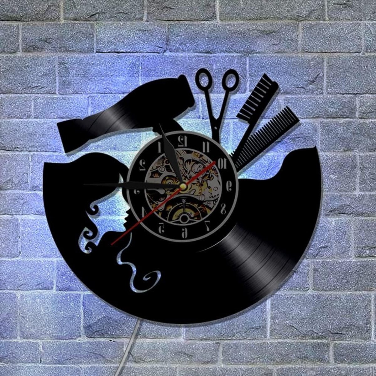 Wandklok met Haarsalon Thema en LED Nachtlampfunctie, Perfect Cadeau voor Kappers en Haarstylisten