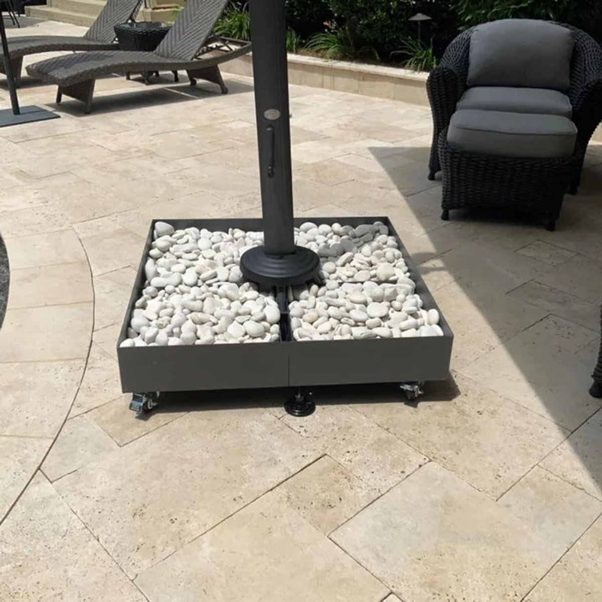 Purple Leaf Parasol Base with Wheels