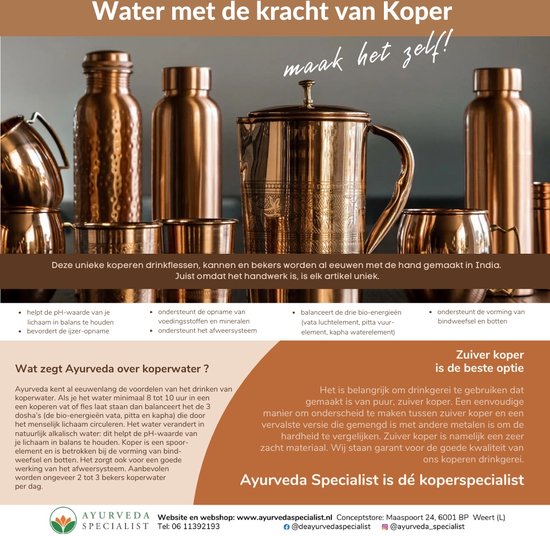 Koperen kannen en mokken op een achtergrond met tekst over de voordelen van koper.