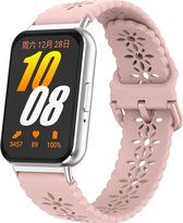 Strap-it Siliconen bandje met uitgesneden patroon - geschikt voor de Samsung Galaxy Fit 3 (roze)