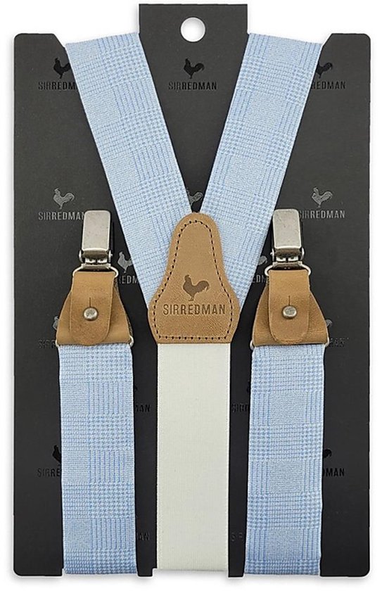 Lichtblauwe geruite bretels met witte banden en bruine lederen lussen met clips, gepresenteerd op een kaart.