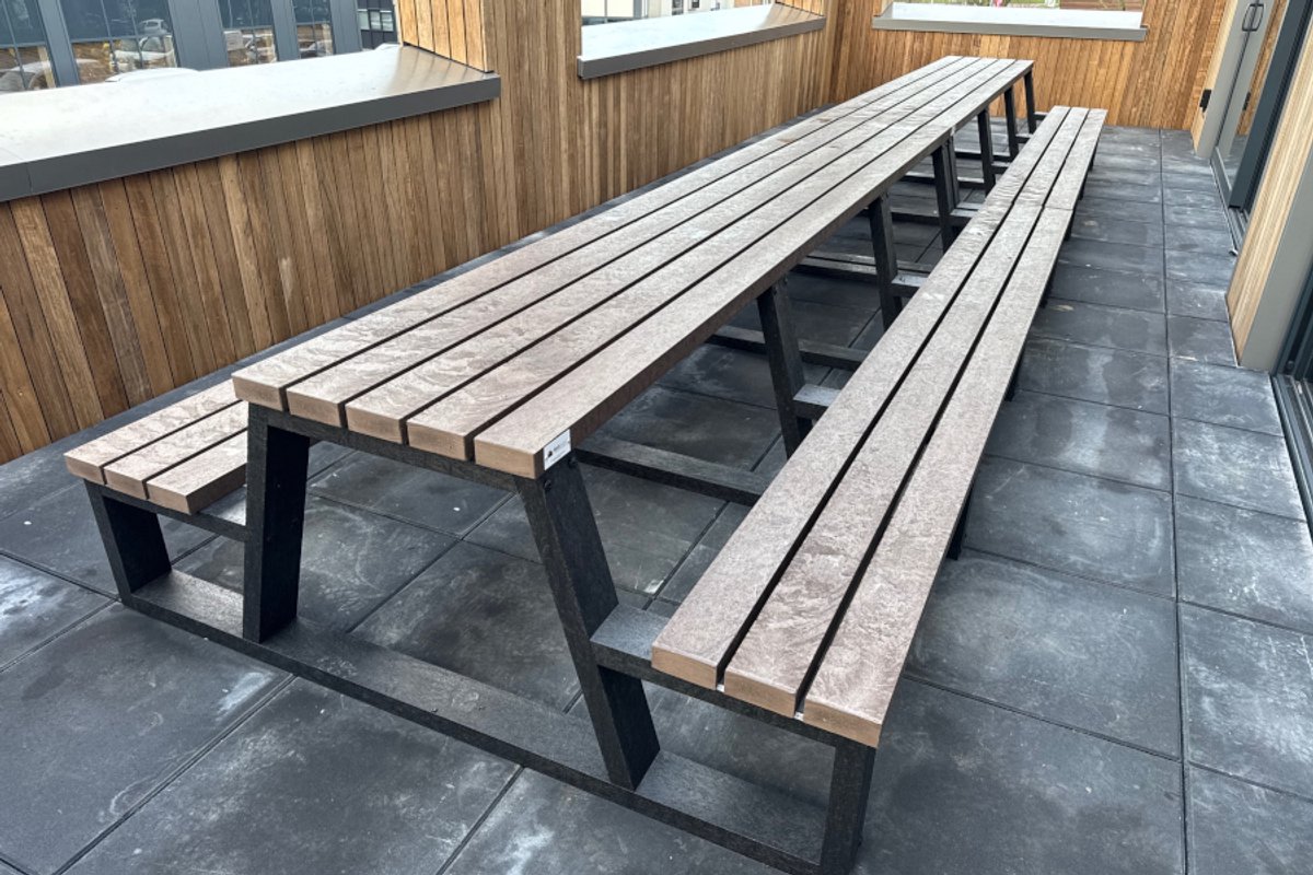 Rockwood® Picknicktafel Vlier - Zwaar Kunststof - Quartz Brown 3.60m Naturel