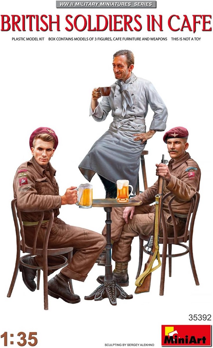 1:35 Modelbouwset Militaire Figuren Britse Soldaten in Café Scène