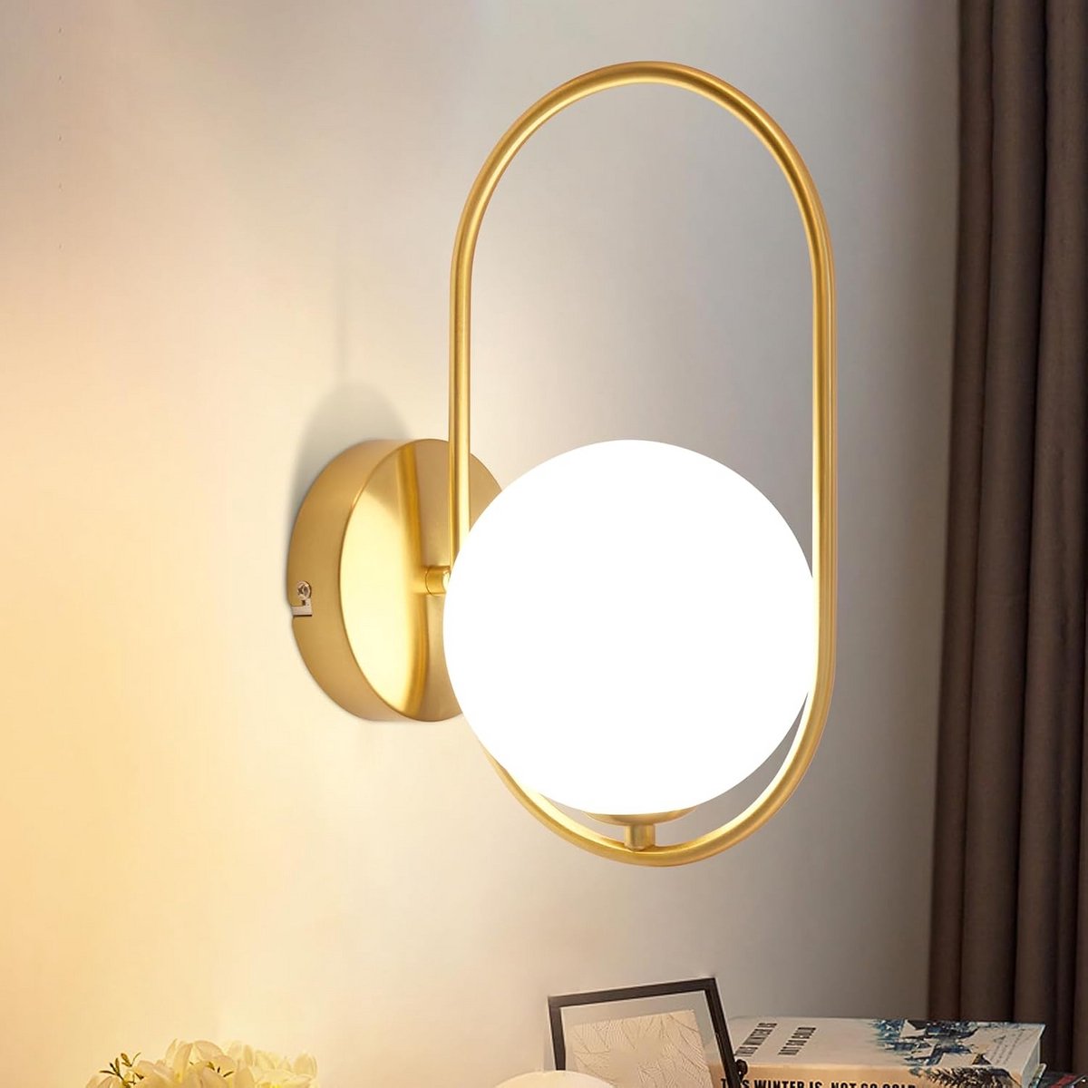 Moderne Wandlamp van Glas en Metaal - Goudkleurig Design voor Woon- en Slaapkamer