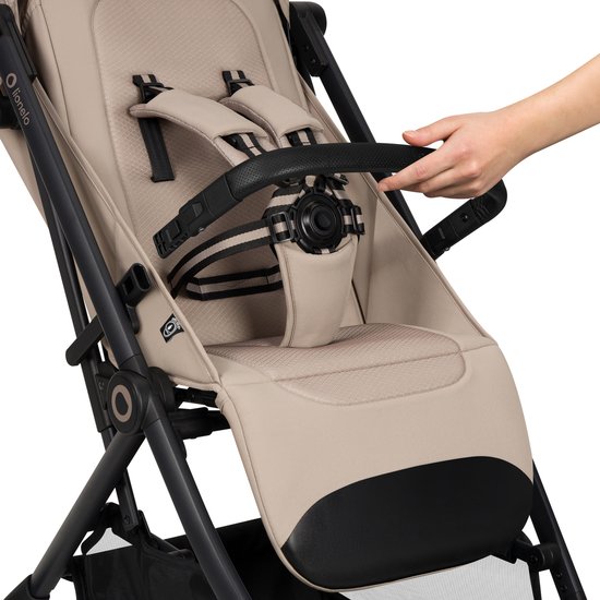 Lionelo Tansi Buggy - GravelTech Wielen - Inklapbaar Auto-Folding Systeem - Geschikt voor 6 Maanden tot 4 Jaar - Hoge Zitting tot 92 cm - 3-Stand Rugleuning - Dri-Seat Comfort - Inclusief Muggennet & Bekerhouder — afbeelding 3