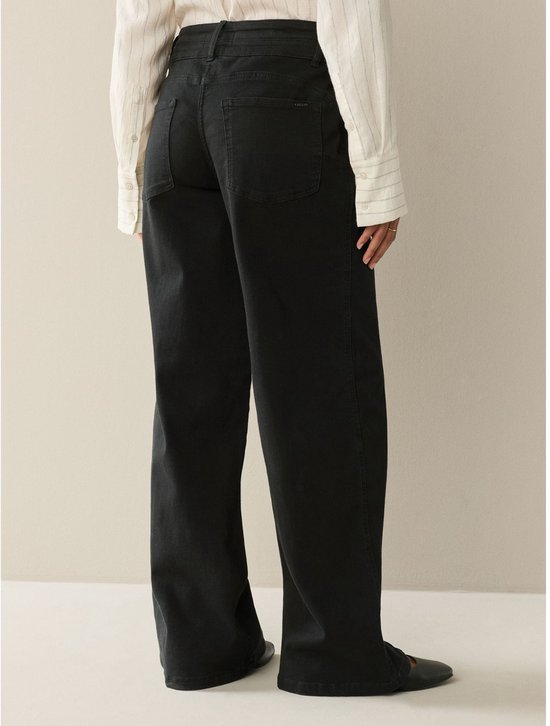 Next - Dames - Slim Lift and Shape Wide Leg Jeans - Zwart